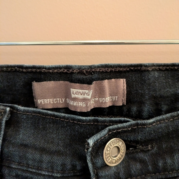 Levi's Perfectly Slimming boot cut 512 jeans 32*32 / 14 - Picture 6 of 10